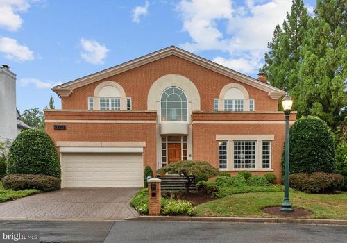 10041 Chartwell Manor Ct, POTOMAC, MD, 20854-5441 | Card Image