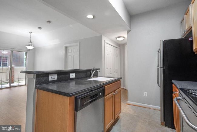 APT-701 - 3906 Penderview Dr, Condo with 2 bedrooms, 2 bathrooms and null parking in FAIRFAX VA | Image 12
