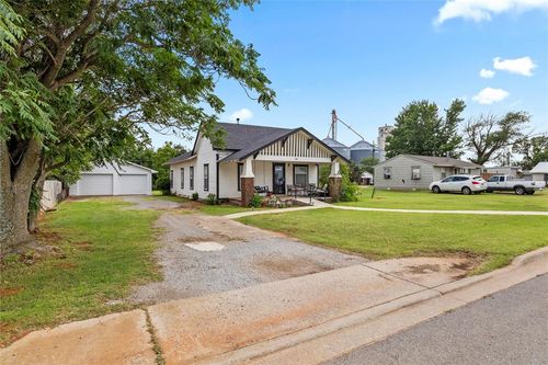 508 E Rainey Avenue, Weatherford, OK, 73096 | Card Image