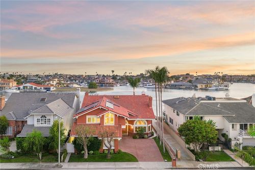 3372 Venture Dr, Huntington Beach, CA, 92649 | Card Image