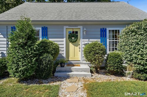 71 New London Rd, Groton, CT, 06340-4868 | Card Image