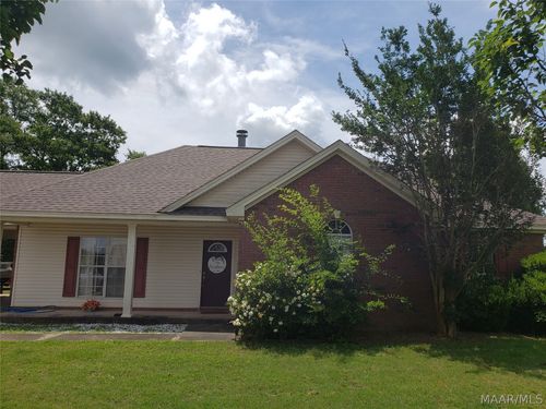 1922 Denny Dr, Deatsville, AL, 36022-2702 | Card Image