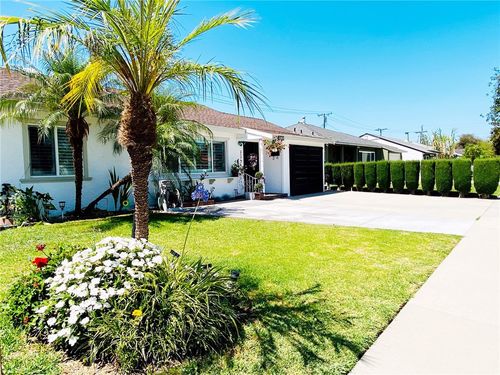 11858 Pantheon St, Norwalk, CA, 90650-1860 | Card Image