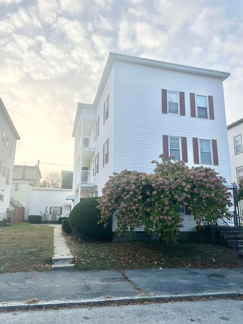 apt-3-578 Dubuque St, Manchester, NH, 03102-3172 | Card Image