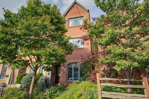 185 Lippincott St, Toronto, ON, M5S2P3 | Card Image