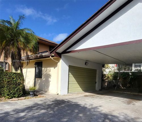 c6-13881 Ne 2nd Ct, Miami, FL, 33161-3680 | Card Image