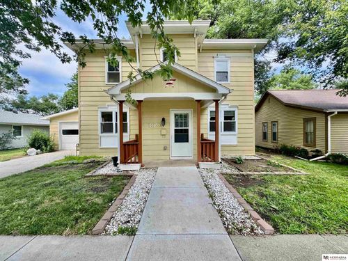 309 N East Ave, York, NE, 68467-3730 | Card Image