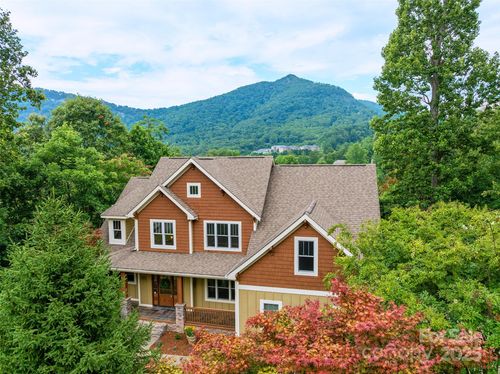 103 Village Pointe Ln, Asheville, NC, 28803-2787 | Card Image