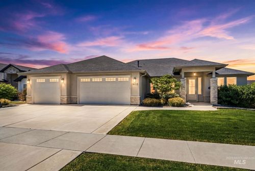 9133 S Cipolletti Way, Kuna, ID, 83634-4868 | Card Image