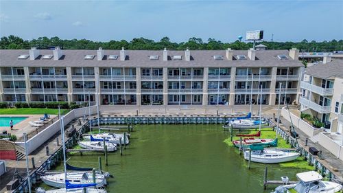 apt-206-4747 Nasa Pkwy, Seabrook, TX, 77586-5442 | Card Image