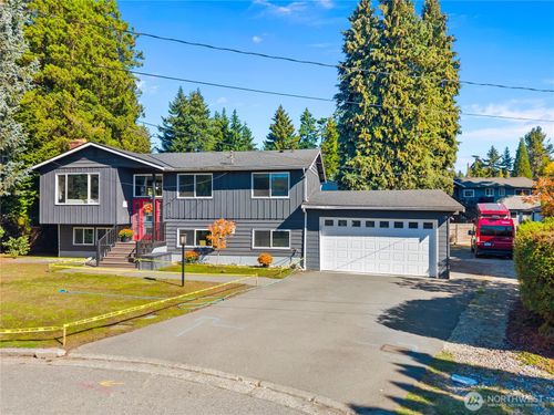 2163 N 176th St, Shoreline, WA, 98133-5143 | Card Image