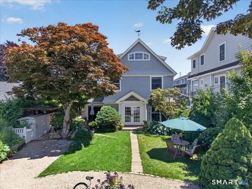 7 Middlefield St, Groton, CT, 06340-8827 | Card Image
