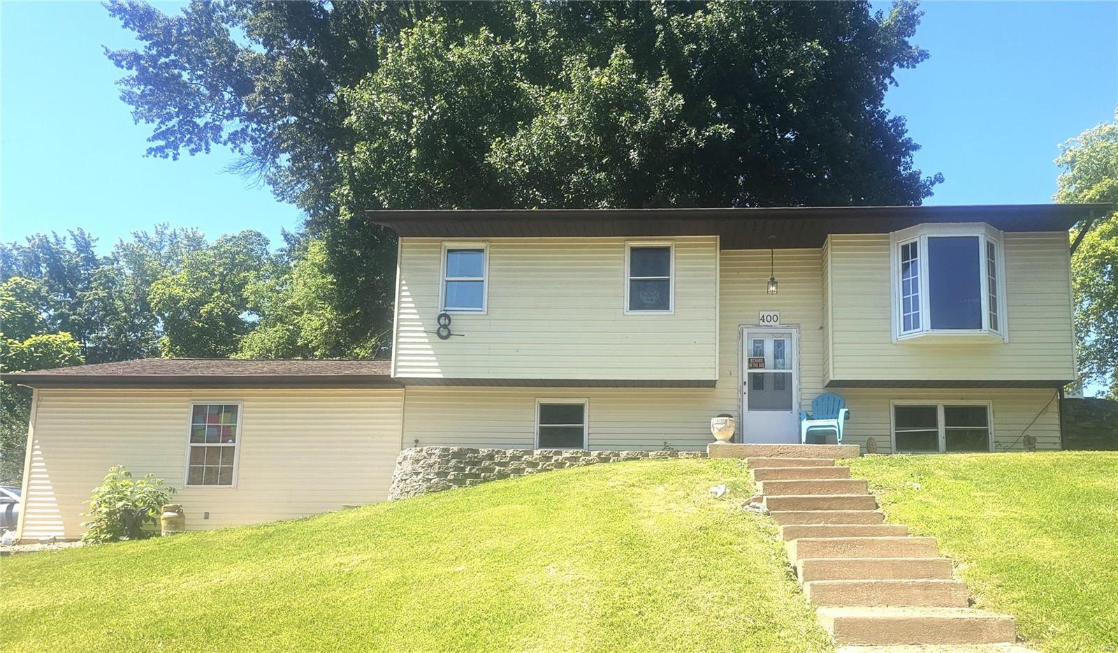 Vine St, New Haven, MO 63068