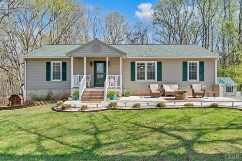 35 Ross Woods Dr, Rustburg, VA, 24588-3442 | Card Image