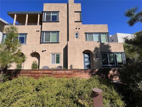 530 Cultivate, Irvine, CA, 92618-1309 | Card Image