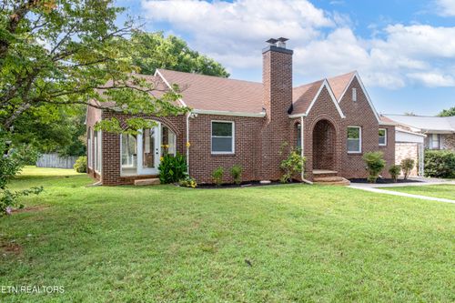 136 Park Dr, Maryville, TN, 37804-2908 | Card Image