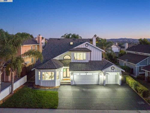 3198 Vintage Crest Dr, San Jose, CA, 95148-3821 | Card Image