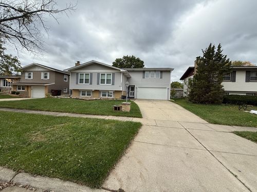 15254 Arroyo Dr, Oak Forest, IL, 60452-1728 | Card Image