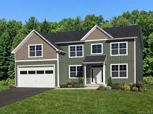 30 Cliffdale Ct, Poughkeepsie, NY, 12603-4843 | Card Image