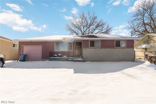 1921 W 30th St, Lorain, OH, 44052-4207 | Card Image