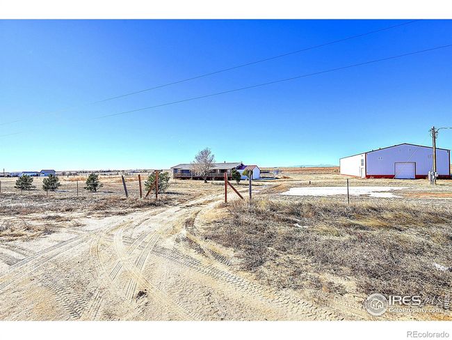 17251 County Road 2, House other with 4 bedrooms, 2 bathrooms and 14 parking in Rush CO | Image 16