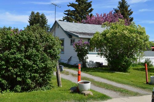 313 &amp; 315 Twin Cities Drive, Longview, AB, T0L1H0 | Card Image