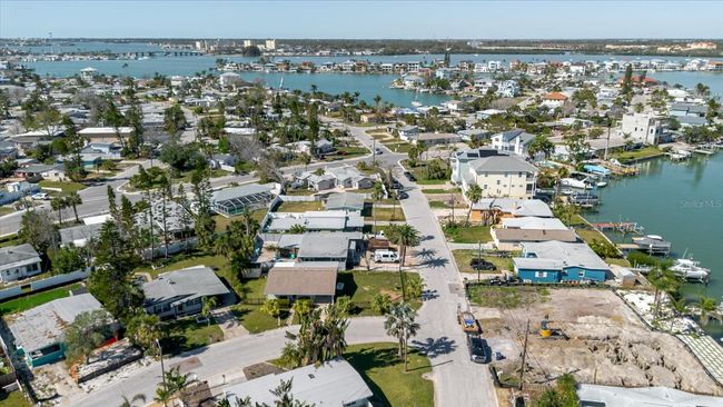 596 S Bayshore Dr, House other with 2 bedrooms, 1 bathrooms and null parking in MADEIRA BEACH FL | Image 65