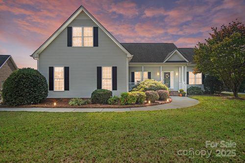 839 Meadow Dr, Oakboro, NC, 28129-7744 | Card Image