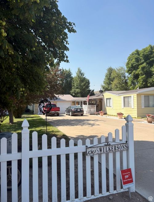 150 W 200 N, Duchesne, UT, 84021 | Card Image