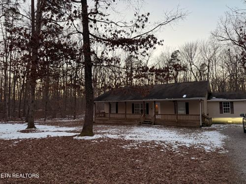 1365 Pilgrim Dr, Grimsley, TN, 38565-6006 | Card Image