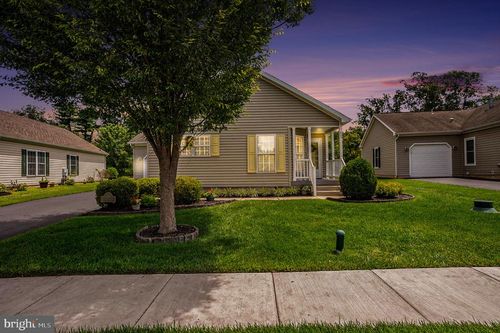 604 Blue Bell Springs Dr, BLUE BELL, PA, 19422-4265 | Card Image