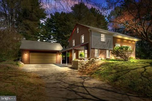 77 Ruby Rd, Chadds Ford, PA, 19317-9013 | Card Image