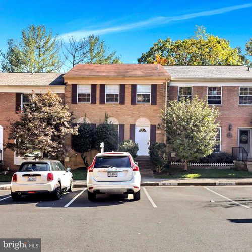 9009 Sweet Birch Ct, SPRINGFIELD, VA, 22152-2513 | Card Image
