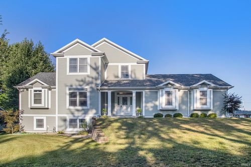 611 Claudia Ln, Middlebury, IN, 46540-9142 | Card Image