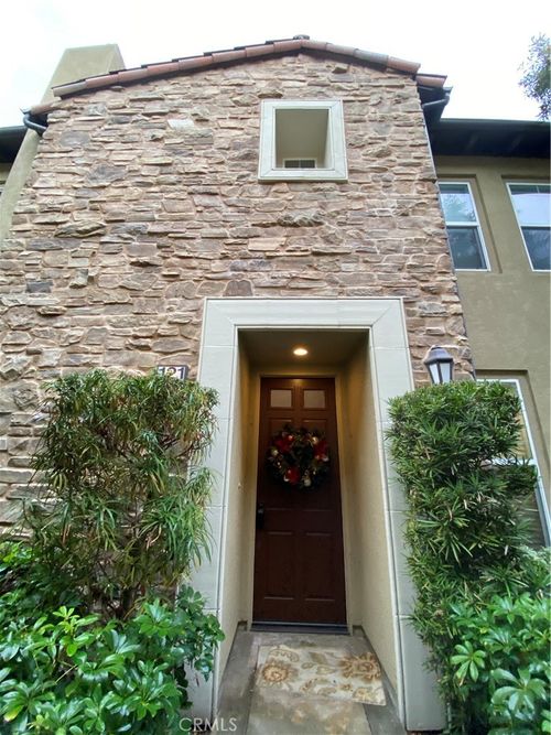 121 Roadrunner, Irvine, CA, 92603-0161 | Card Image