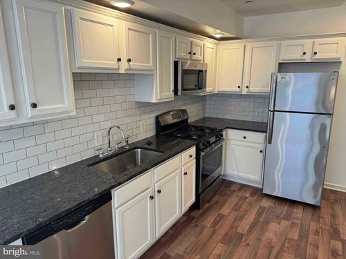 apt-205-5261 Ridge Ave, PHILADELPHIA, PA, 19128-3786 | Card Image