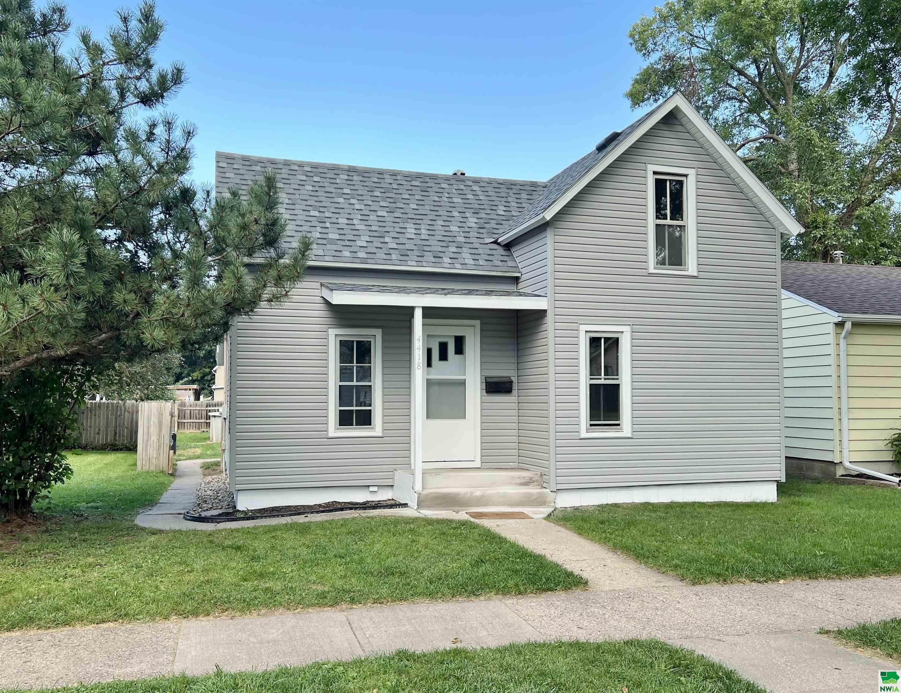 Polk St, Sioux City, IA 51108