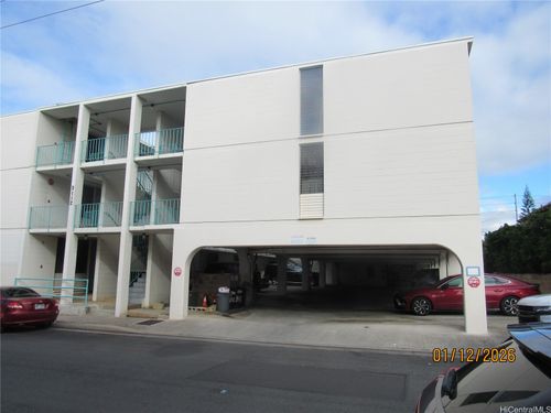 apt-214-3112 Brokaw St, Honolulu, HI, 96815-4106 | Card Image