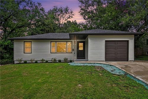 6132 Haskell Ave, Kansas City, KS, 66104-2740 | Card Image