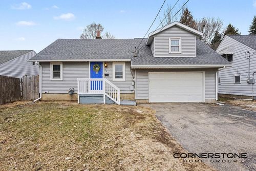 907 Malta St Ne, Grand Rapids, MI, 49503-1837 | Card Image