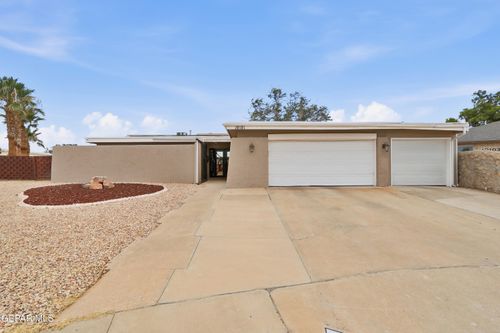 10101 Woodway Dr, El Paso, TX, 79925-6903 | Card Image