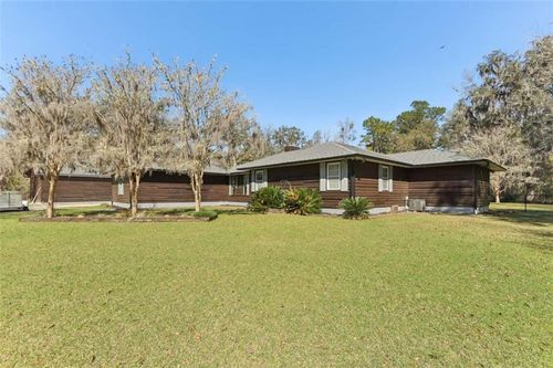 325 White Oak Pl, Woodbine, GA, 31569-4329 | Card Image