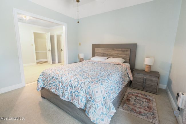 2594BrynMawrAve-21 | Image 39