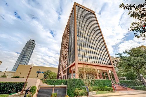 402-5150 Hidalgo St, Houston, TX, 77056-6409 | Card Image