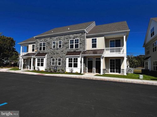 2-425 Ash Ct, TELFORD, PA, 18969 | Card Image