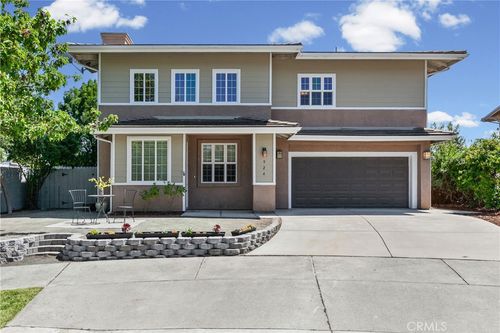 924 Riata Ct, Paso Robles, CA, 93446-4759 | Card Image