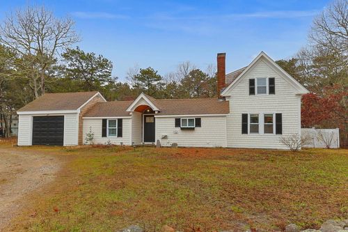 1 Copley Place, South Yarmouth, MA, 02664 | Card Image