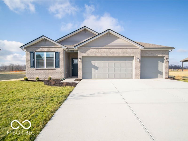 2298 Pine Valley Drive, For Sale in Plainfield Zoocasa