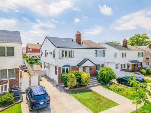 16346 21st Rd, Whitestone, NY, 11357-4028 | Card Image