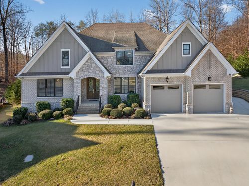 404 Canyon Springs Dr, Hixson, TN, 37343-2388 | Card Image